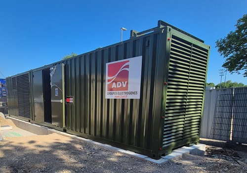 Groupe électrogène conteneur de 1600 kVA pour stade par ADV